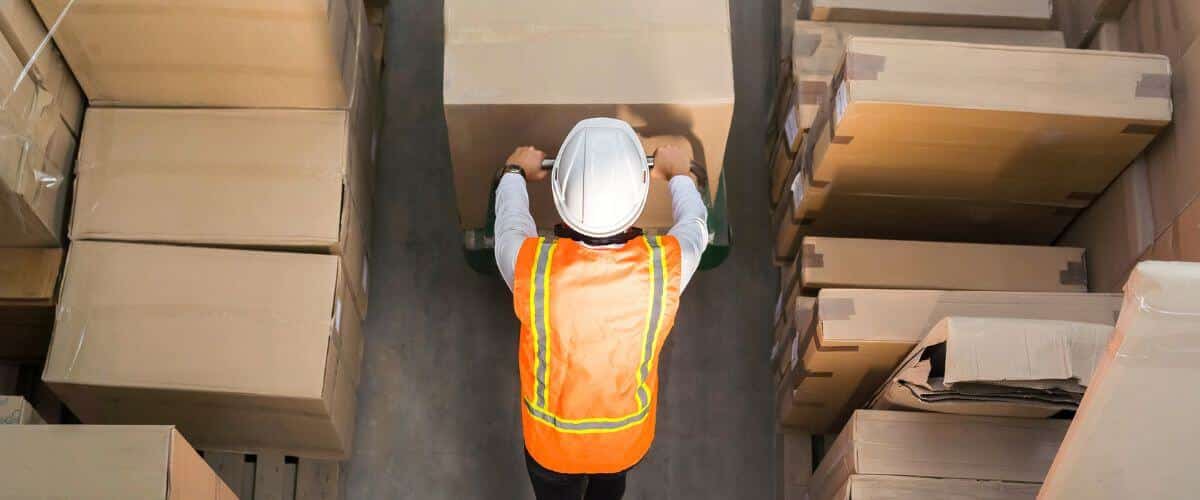 Peak-season-warehousing
